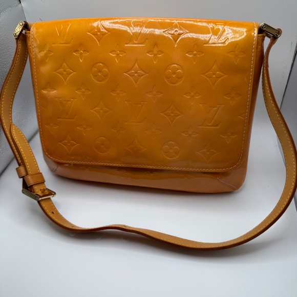 Louis Vuitton Yellow Thompson Patent Vernis Shoulder Bag - Picture 2 of 13